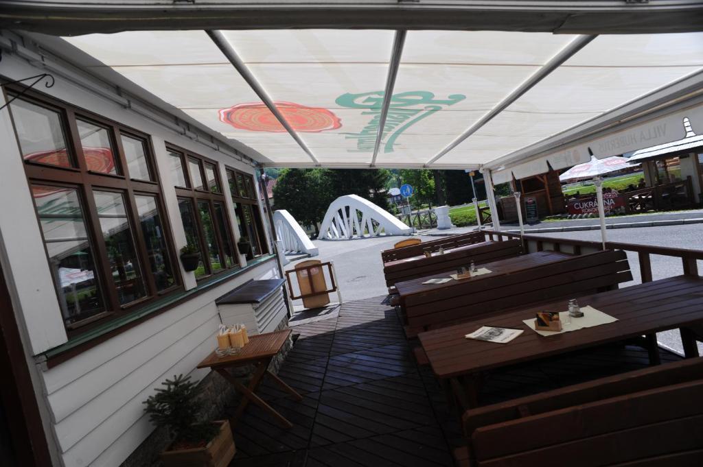 Depandance Villa Hubertus Spindleruv Mlyn Exterior foto